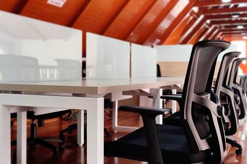 superficies-rectas-con-divisiones-en-vidrio